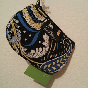 Vera Bradley Clip Zip ID